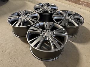 19" Audi Q7 originaalveljed 5x130 (sobib ka Touareg Cayenne) (2 foto / 8)