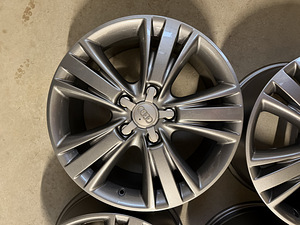 19" Audi Q7 originaalveljed 5x130 (sobib ka Touareg Cayenne) (5 foto / 8)