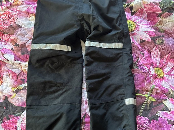 Lindex 122 см.