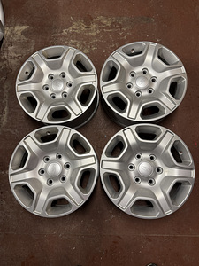 17" оригинальные диски Ford Ranger 6x139,7 (1 фото из 8)