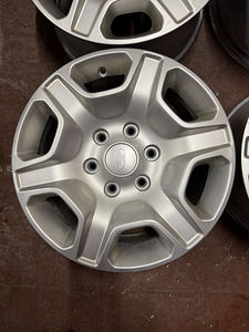 17" оригинальные диски Ford Ranger 6x139,7 (5 фото из 8)