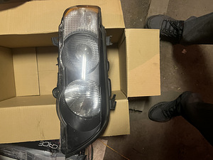 BMW X5 E53 2003. aasta esituled, originaal (5 foto / 10)