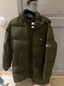 Tommy Hilfiger парка (1 фото из 2)