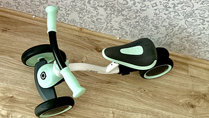 Laste tasakaaluratas Globber Learning Bike (4 foto / 9)
