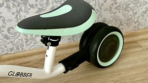 Laste tasakaaluratas Globber Learning Bike (5 foto / 9)