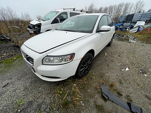 VOLVO S40 1,6 ДИЗЕЛЬ, ЗАПЧАСТИ (1 фото из 10)