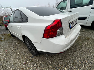VOLVO S40 1,6 ДИЗЕЛЬ, ЗАПЧАСТИ (5 фото из 10)