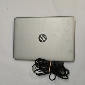 Sülearvuti HP Elitebook 820 G4 + Laadija (2 foto / 6)
