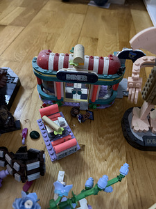 Lego (4 фото из 4)