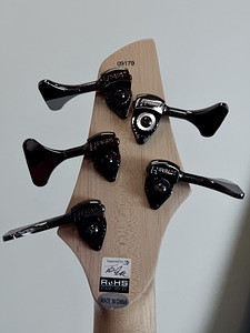 Dingwall NG2-5 “Nolly” Signature Bass + Extras (4 foto / 10)