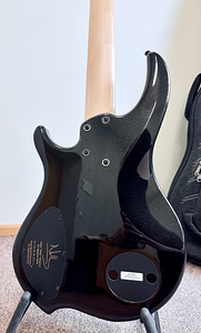 Dingwall NG2-5 “Nolly” Signature Bass + Extras (5 foto / 10)