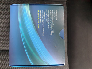 Intel NUC Desktop KIT - NUC8I7BEH (4 фото из 6)