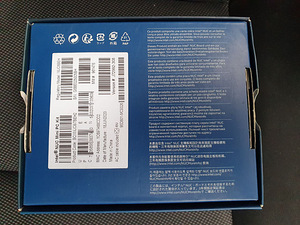 Intel NUC Desktop KIT - NUC8I7BEH (6 фото из 6)