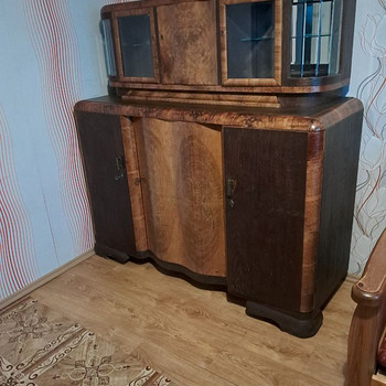 Продается антикварный буфет / витрина в стиле фанк / арт-деко