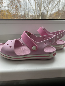 Crocs j1 (1 фото из 2)