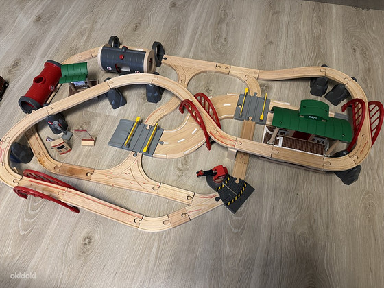 Комплект железной дороги Brio Railway Deluxe