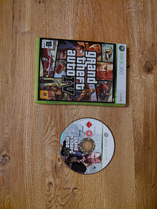 Продаю Xbox 360 со всеми провадами и игры + комплекте kinect (8 фото из 10)