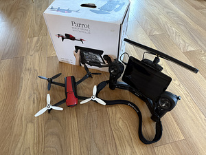 Дрон Parrot Bebop 2 + Skycontroller (1 фото из 3)
