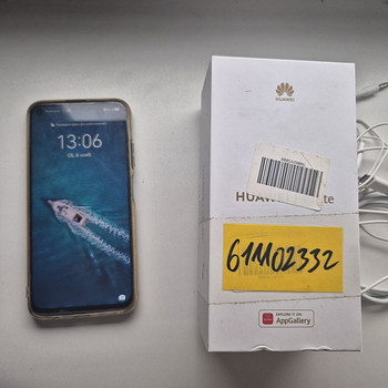 Мобильный телефон Huawei p40 lite