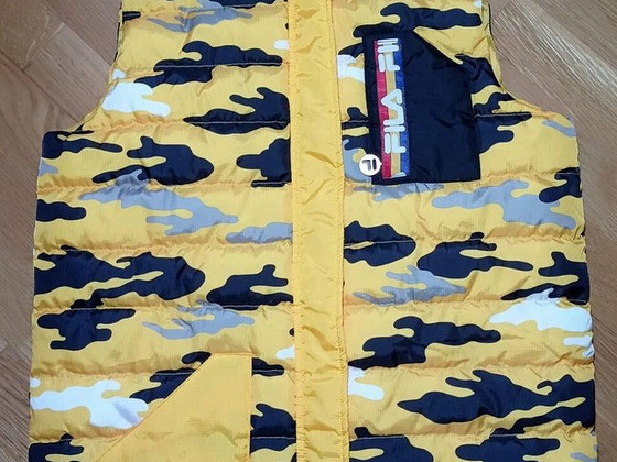 Uus FILA unisex tepitud vest, suurus S (sobib ka M)