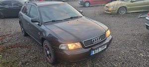 Audi a4 quattro (2 foto / 9)