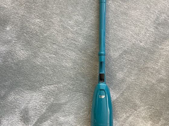 Makita CL001GZ02 (ilma akuta laadijata)