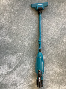 Makita CL001GZ02 (ilma akuta laadijata) (1 foto / 7)