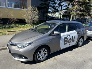 Toyota Auris Hybrid/LPG Bolt/UBER (1 foto / 1)