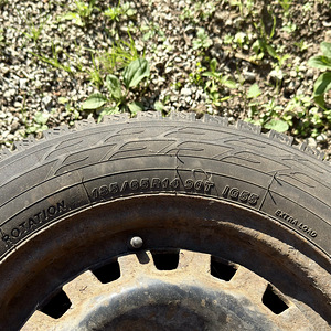 Talverehvid (x4)Yokohama IG55 185/65 R14 90T velgel (3 foto / 7)