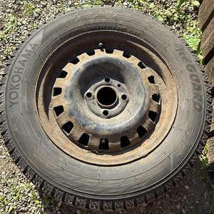 Talverehvid (x4)Yokohama IG55 185/65 R14 90T velgel (4 foto / 7)