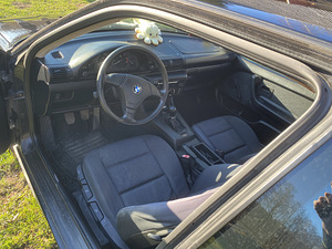 BMW e36 316 (6 foto / 10)