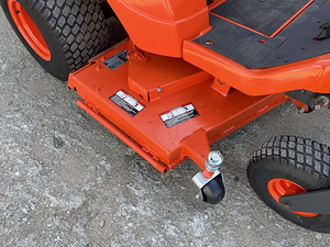 KUBOTA ZD326 diisel / murutraktor / raider / niiduk (7 foto / 10)