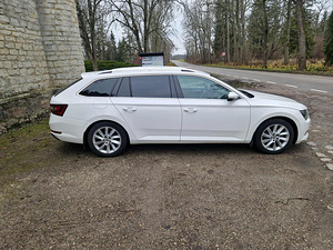 Продается Škoda Superb 2017 (5 фото из 11)