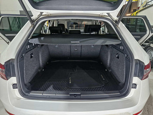 Продается Škoda Superb 2017 (10 фото из 11)