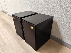 Колонки WHARFEDALE DENTON Limited Edition (2 фото из 5)