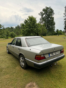 W124 E230 (2 foto / 8)
