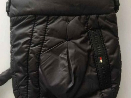 Tommy Hilfiger kott