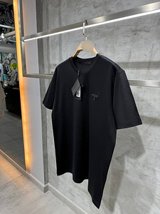 Футболка Prada (1 фото из 6)