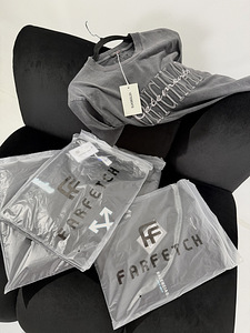 Футболка Prada (6 фото из 6)