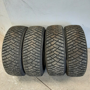 195/60 R15 Goodyear Ultra Grip Ice Artic