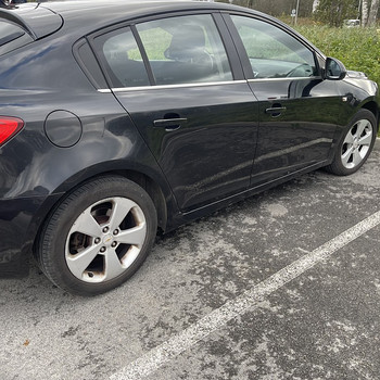 Chevrolet Cruze хэтчбек 2012 1.7D