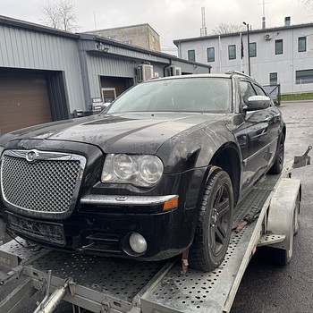 Chrysler 300c varuosadeks