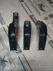 Toyota Land Cruiser 51793-60190 51795-60110 51797-60130 (2 foto / 2)