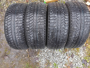 Naastrehvid R16/55/215 Continental (1 foto / 5)