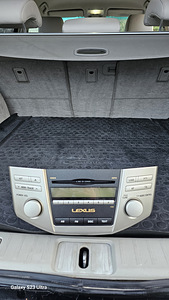 Originaal autoraadio Lexus RX-ile (1 foto / 3)