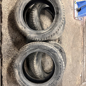 215/65/17 Landsail 7mm