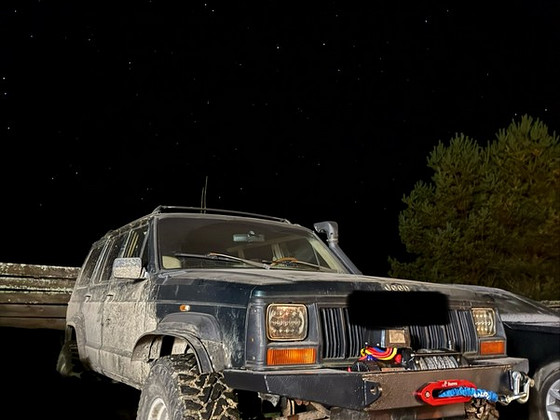 Передний бампер для лебедки Jeep XJ из 6 мм стали