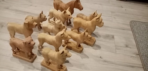 Puidust figuurid (6 foto / 6)