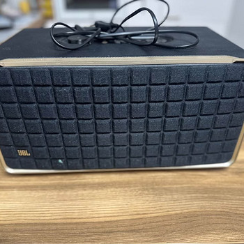 JBL Authentics 500
