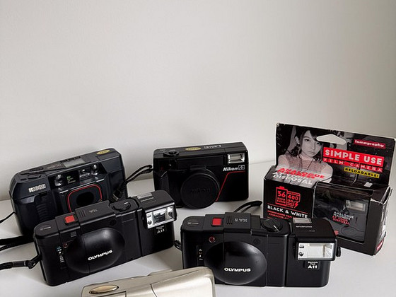 35mm point-and-shoot film cameras